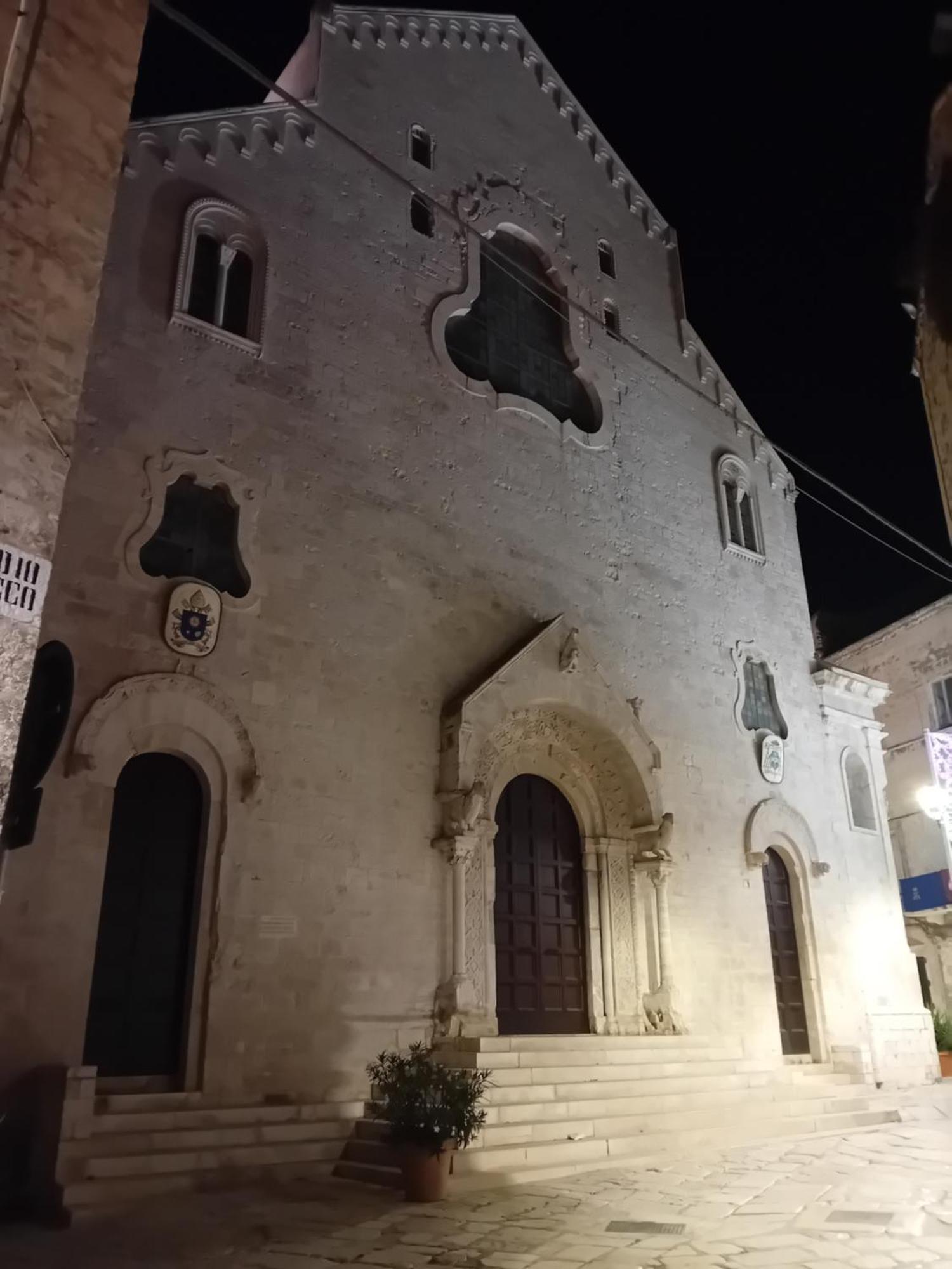 B & B La Grotta Bisceglie Luaran gambar